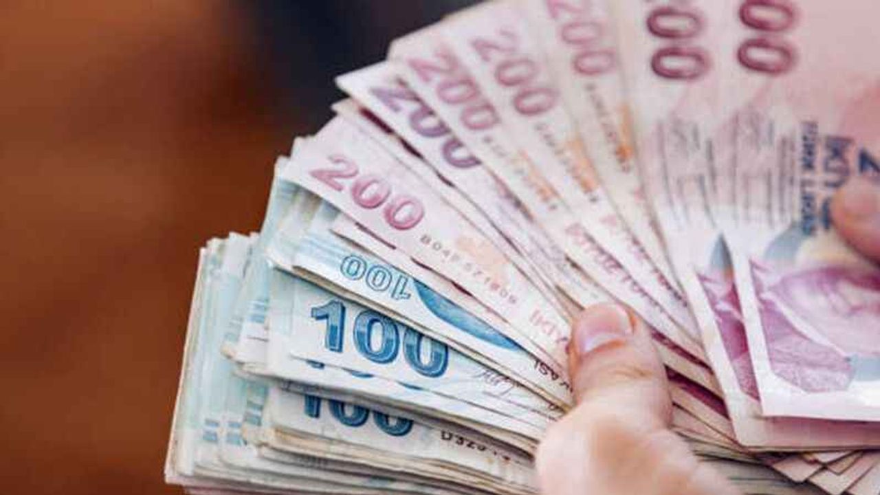 Asgari ücrete ek zam yapılacak diyerek net tarih verdi