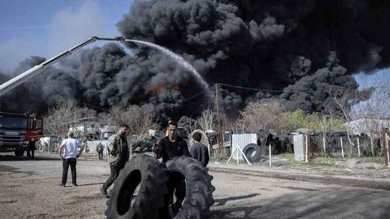 Büyük Yangın Paniğe Neden Oldu!