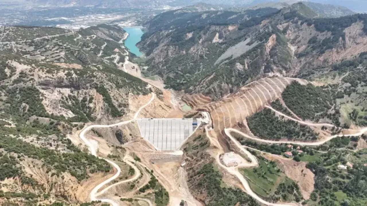 Darıderesi 2 Barajı’nda Çalışmalar Devam Ediyor