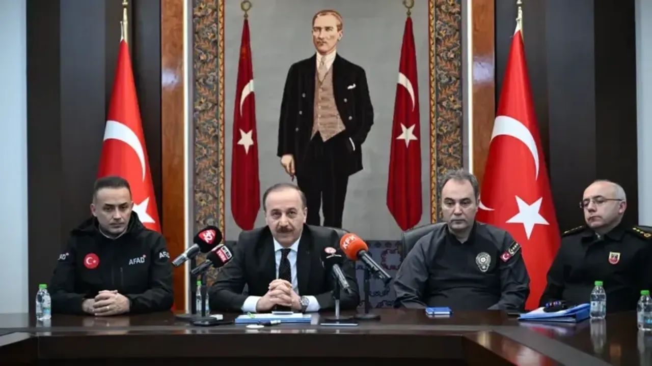 "Depremlerden Çıkarılacak Derslerle İlimizde Güvenli Gelecek İçin Çalışmalar Sürüyor"