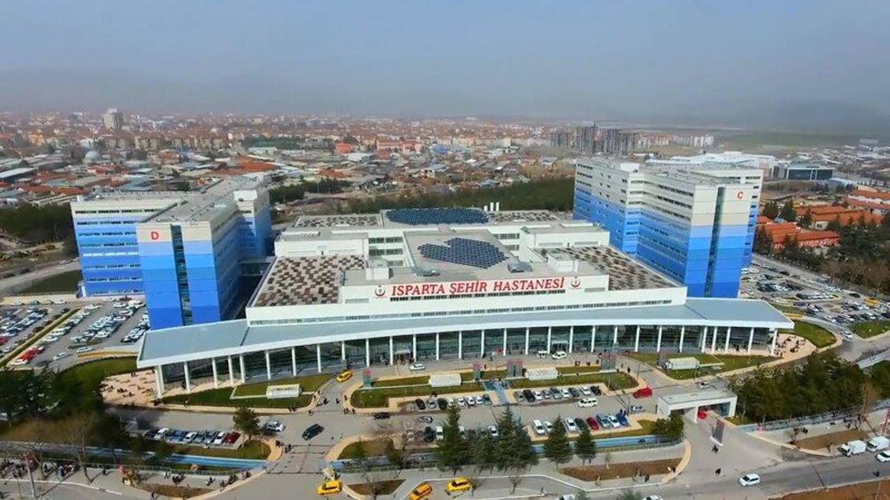 Şehir Hastanesi kadrosuna 8 hekim daha eklendi