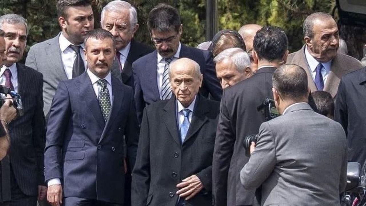 Devlet Bey'e Görkemli Karşılama