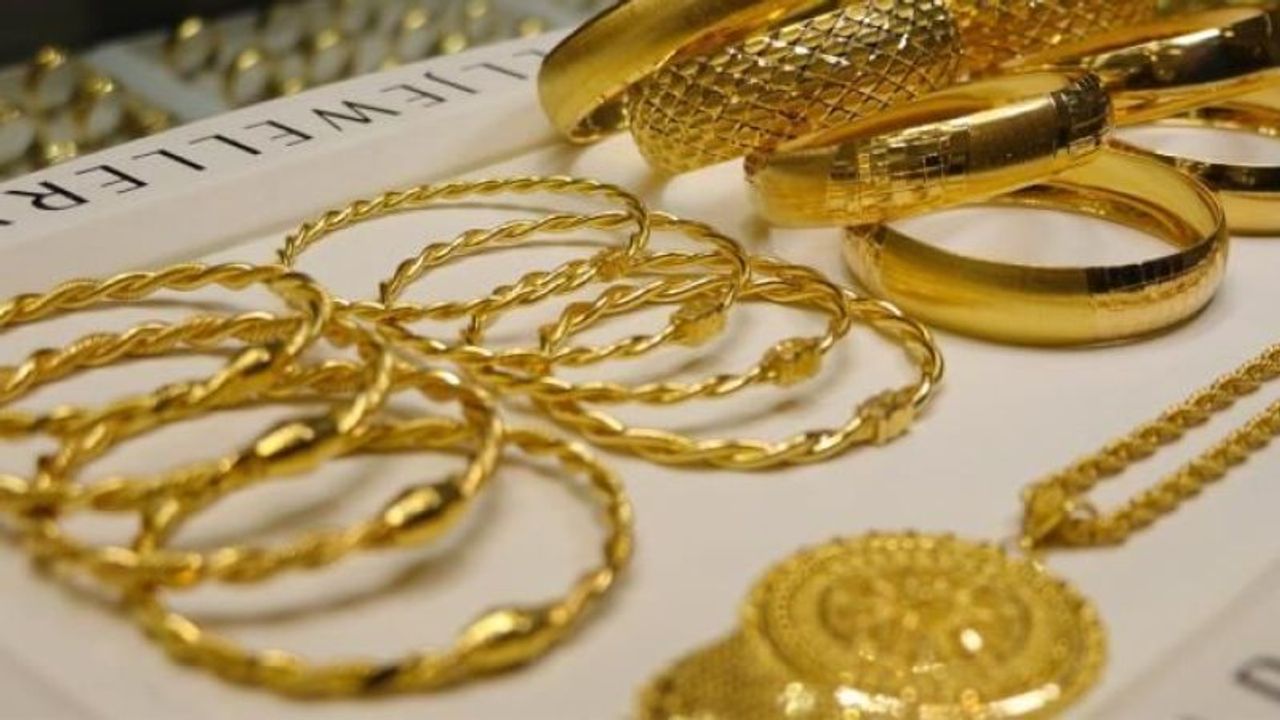 Altın, Bayram Sonu Yükselişini Sürdürdü