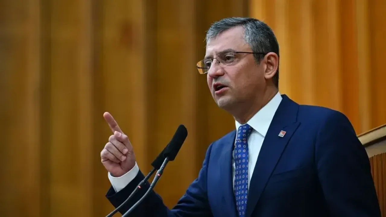 CHP'den Genel Başkan Özel'e Tam Destek