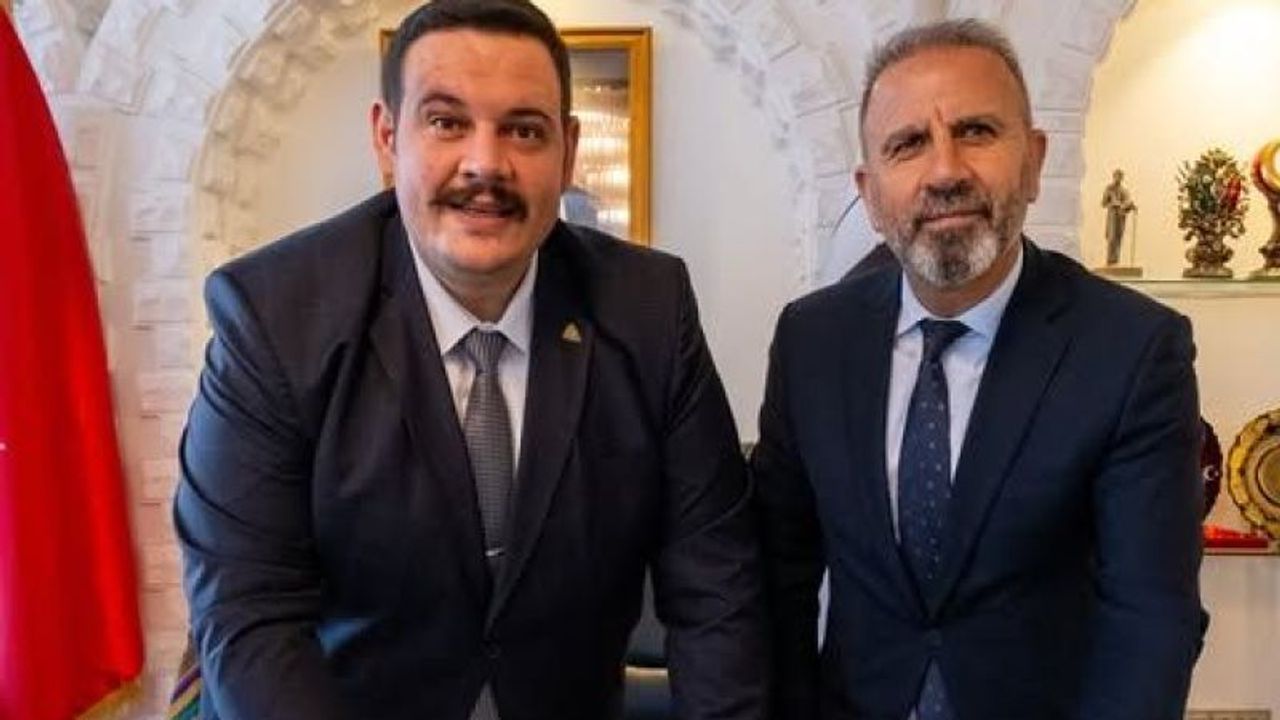 Yalvaç'a 6 Halı Saha İhalesi Yapıldı