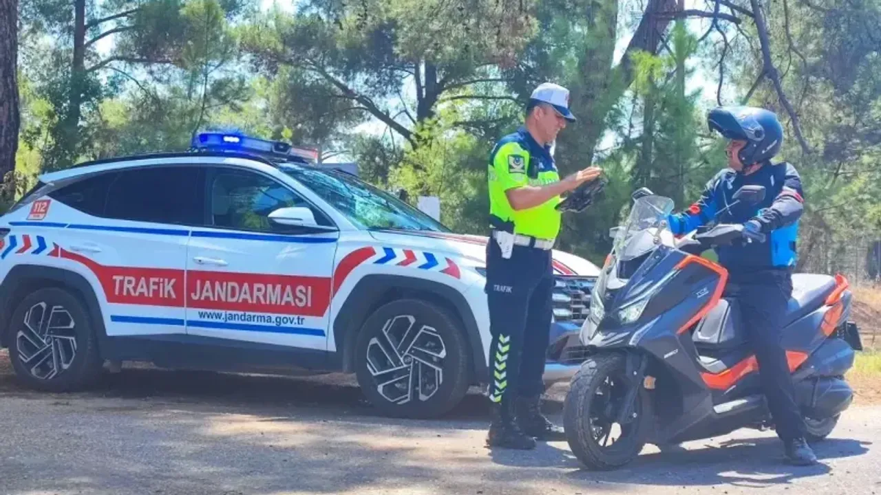 Antalya’da 3 bini aşkın motosiklet denetlendi, 80 araç trafikten men edildi