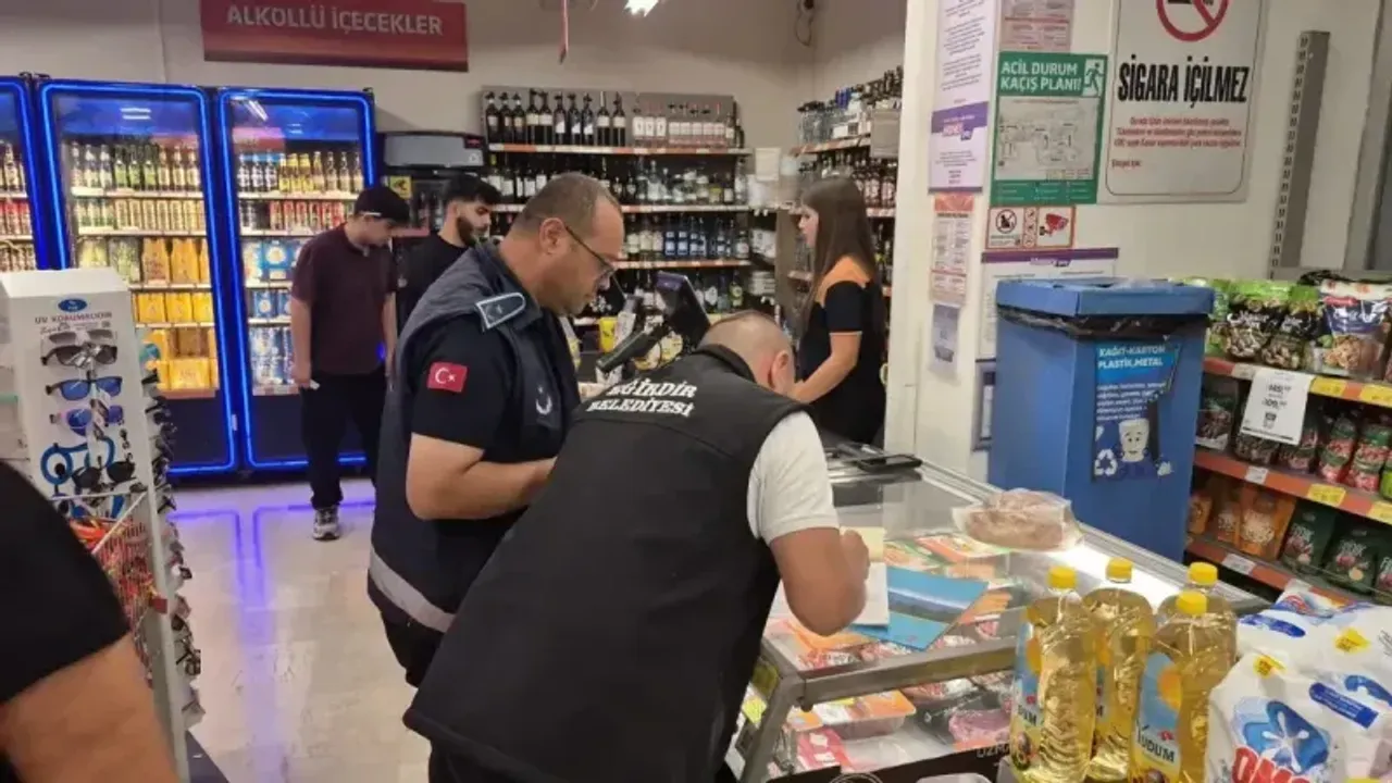 Eğirdir’de Zincir Marketlere İşlem Başlatıldı
