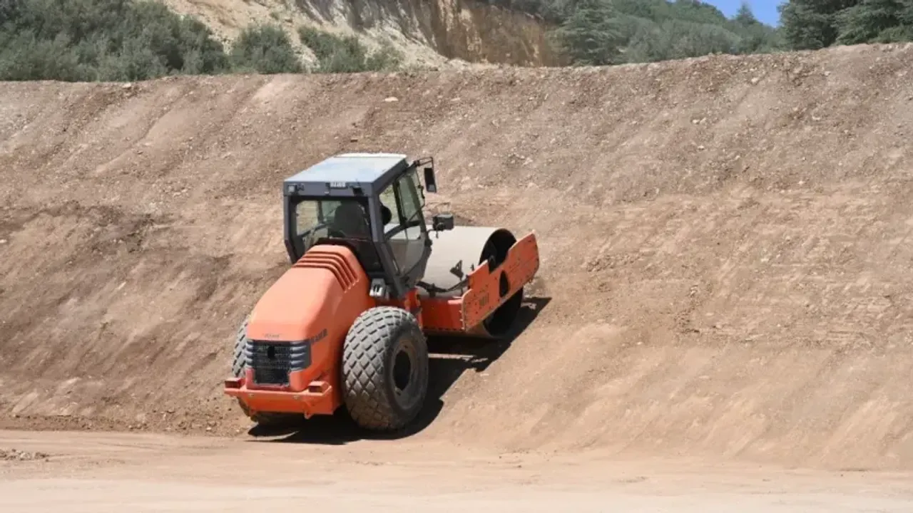 Yeni Çöp Depolama Alanında Çalışmalar Devam Ediyor
