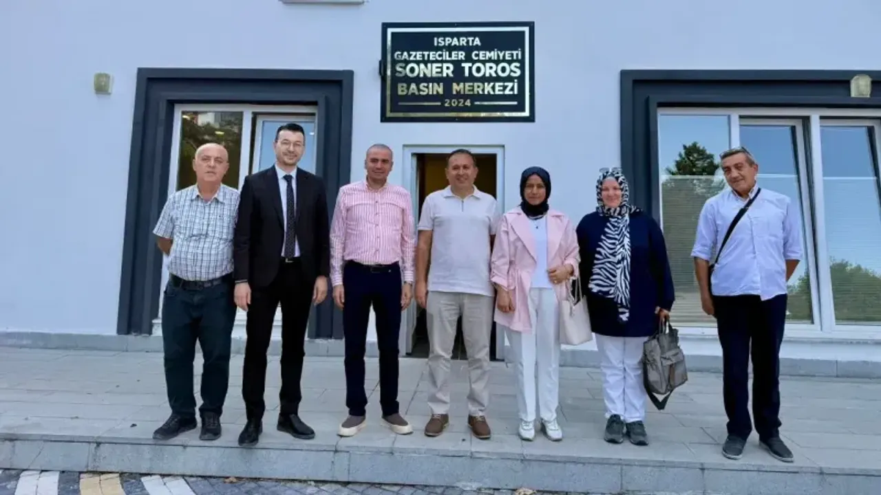 Ahmet Melih Doğan Anadolu Lisesi Okul Aile Birliği’nden IGC’ye Teşekkür Ziyareti