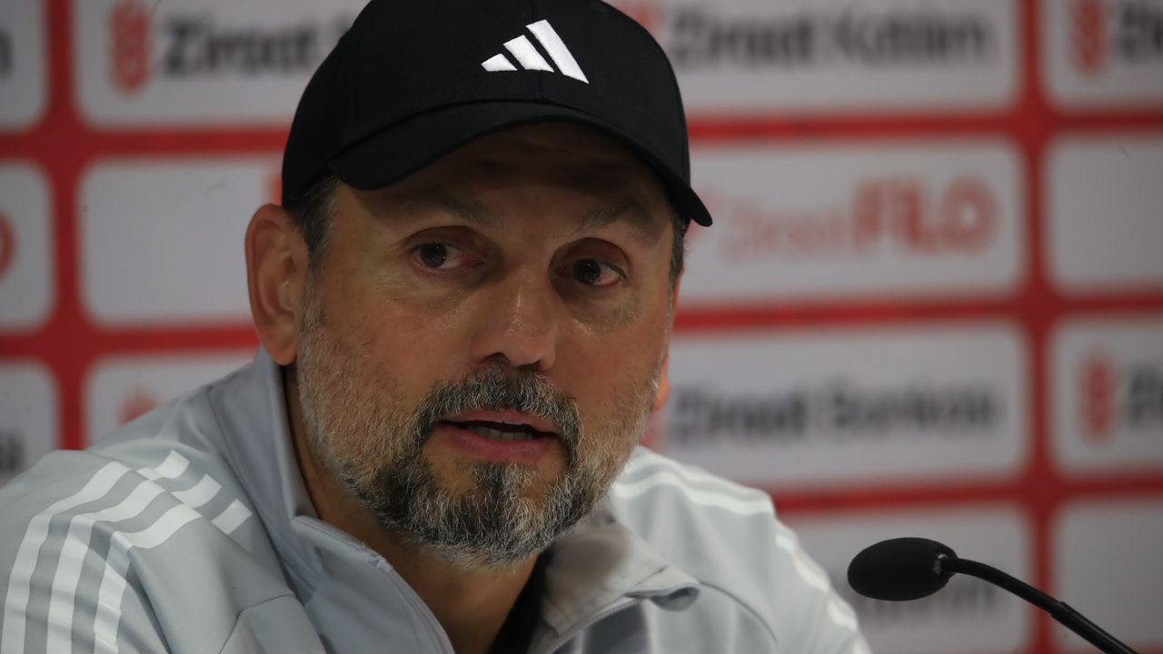 Erol Bulut: "Beni tanıyan iki kulvarda da en iyisini yapmaya çalışacağımı bilir"