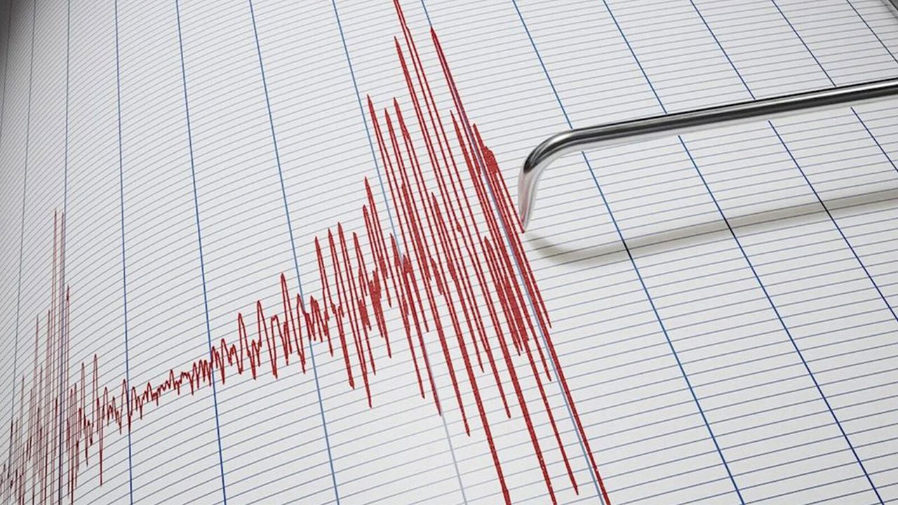 Muğla'da peş peşe deprem oldu! Önce Datça sonra Marmaris sallandı