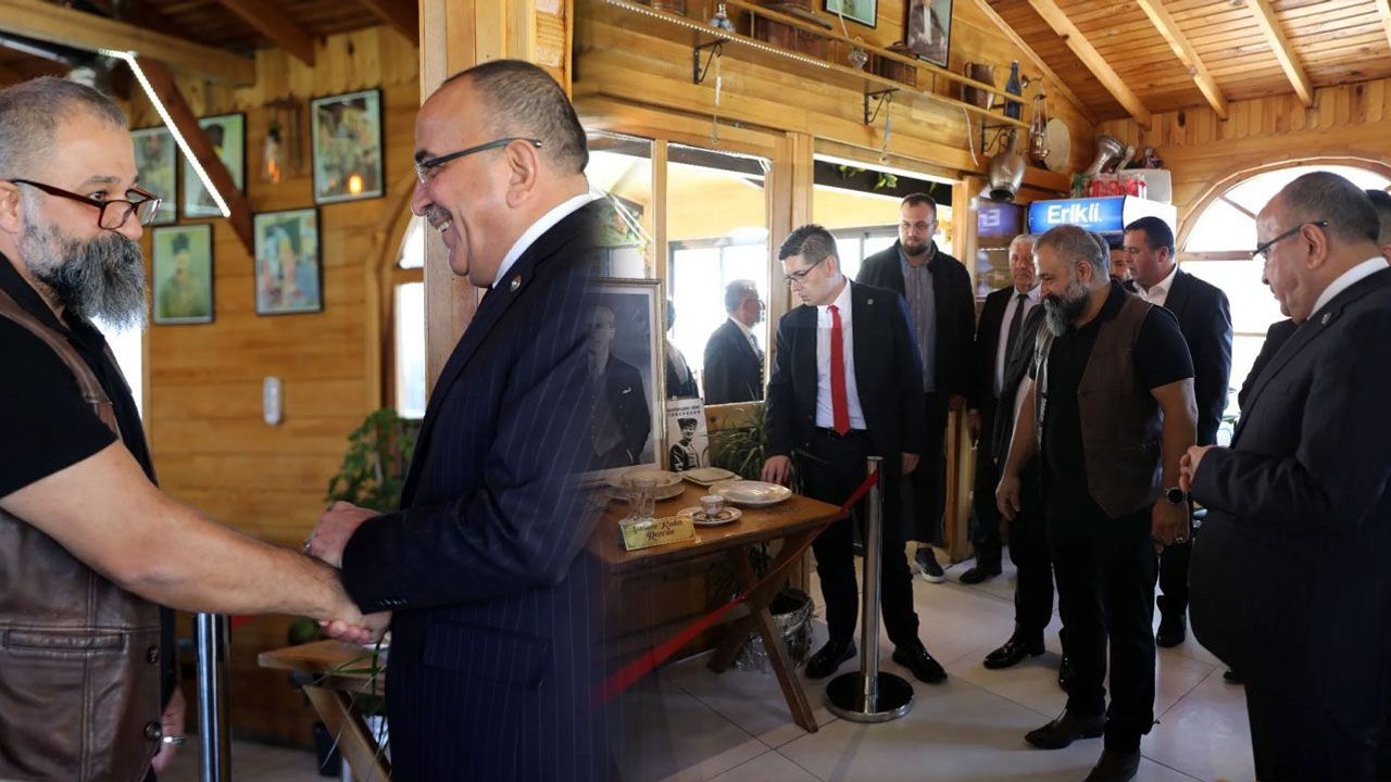 CHP Heyeti ve Başkan Tural’dan "Sonsuza Kadar Rezerve" Atatürk Köşesine Ziyaret