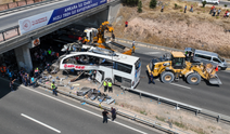 Ankara çevre yolunda meydana gelen kazada otobüs