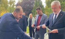 Başkan Başdeğirmen, Ankara'da Isparta32 Spor için bilet sattı
