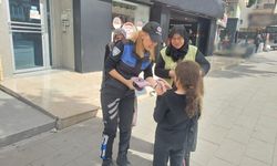 Burdur polisi KADES ve dolandırıcılığa karşı vatandaşları bilgilendirdi
