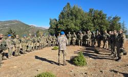 Nijerli Askeri Personeller Isparta'da Eğitici Eğitimine Katıldı