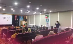Üniversite Öğrencilerine “Narko Gençlik” Eğitimi Verildi