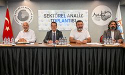 Antalya'da kesme çiçek sektörünün sorunları masaya yatırıldı