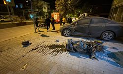 Kaza yapıp yanmaya başlayan motosikletin sürücüsünü vatandaşlar kurtardı