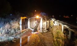 Burdur'da hafif ticari araç devrildi: 1 ölü