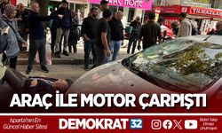 Cumhuriyet Caddesi’nde Araç ile Motor Çarpıştı