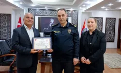 Emekli polis memuruna teşekkür belgesi
