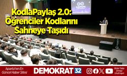 KodlaPaylaş 2.0: Öğrenciler Kodlarını Sahneye Taşıdı