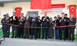 Şarkikaraağaç’ta Yeni Kur’an Kursları Hizmete Açıldı