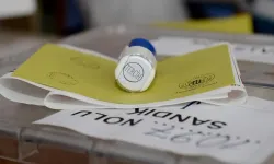 Son seçim anketinde büyük atak! Birinci parti 15 günde değişti