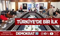 Türkiye’de Bir İlk Isparta Belediyesi ile ISUBÜ İşbirliğinde Kurulan Şehir Tiyatrosu, Oyunlara Kasım Ayında Başlayacak