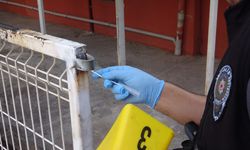 Yoldan geçenlere dehşeti yaşatıp 1 kişiyi bıçaklamıştı, adım adım izi sürülerek yakalandı