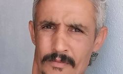 Motosikletten düşüp alevler içinde kalan sürücünün o anları görüntülendi