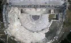 Medusa mozaiği kış şartları için korumaya alındı