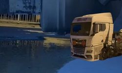 Isparta'da Doğalgaz Tesisinde Tır Kazası