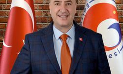 Atatürk, Bize Daima Yol Göstermektedir