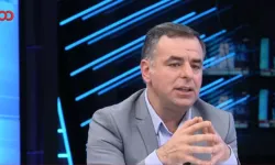 Barış Yarkadaş Özel'i bombaladı: Sen mi demokrasi getireceksin