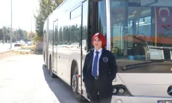 Isparta’da 4 çocuk annesi Sevda Gündüz, araba sevgisini mesleğe dönüştürdü