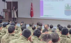 Isparta’da askerlere kumar bağımlılığı eğitimi verildi