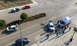 Isparta’da Kavşakta Otomobiller Çarpıştı