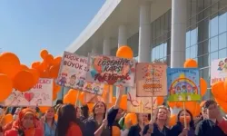 Isparta’da ‘Turuncu Balonlar’ gökyüzüyle buluştu