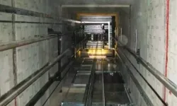 Asansör Boşluğuna düşen öğrenci ağır yaralandı