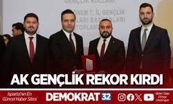 AK GENÇLİK ISPARTA’DA REKOR KIRDI
