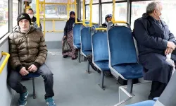 Emeklilere kötü haber: Ücretsiz ulaşıma sınır getirildi