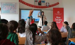 İLKOKUL ÖĞRENCİLERİNE “YAPAY ZEKÂ İLE OYUN TASARIMI” EĞİTİMİ VERİLDİ