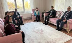 Kaymakam Açıkgöz’den “Her Ev Bir Okul” kapsamında aile ziyareti