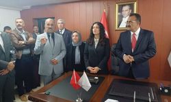 DEM Partili eşbaşkanlar evlerine yapılan baskınla gözaltına alındı!