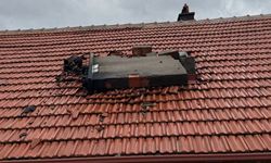 Şiddetli fırtına bacayı uçurdu