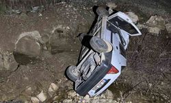 Isparta’da otomobil şarampole yuvarlandı: 5 yaralı