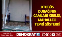 Otobüs durağının camları kırıldı, mahalleli tepki gösterdi