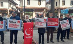 SAADET PARTİSİ’NDEN 6 ŞUBAT DEPREMLERİ’NİN 3. YILINDA “DEPREM DÜDÜĞÜ” EYLEMİ